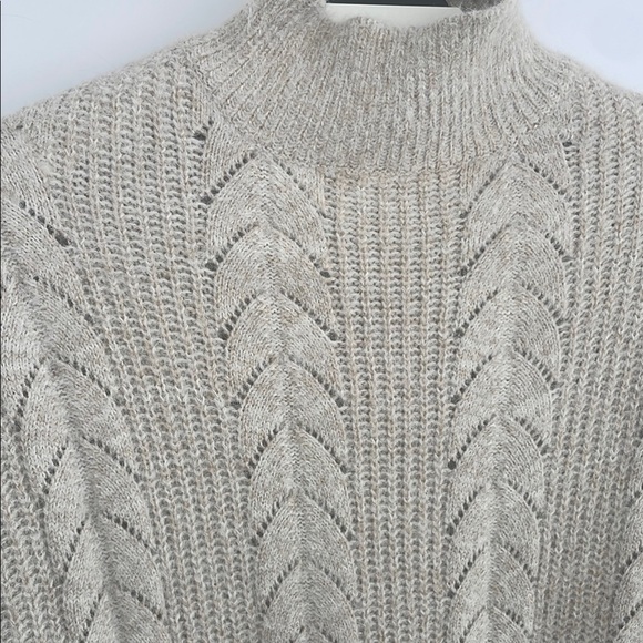 Akamai + Kin Cream Sweater Poncho Pointelle Cable Knit Design and Relaxed Fit OS - Picture 9 of 17